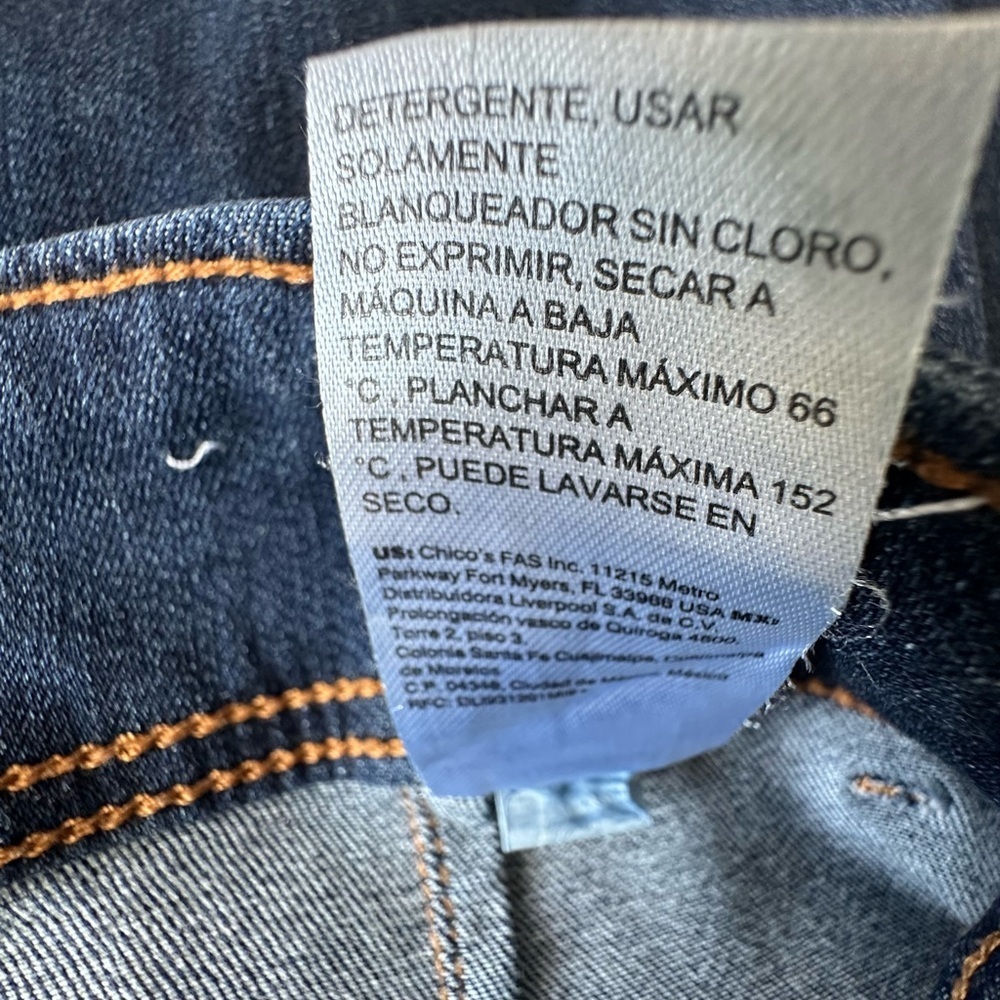 Chico's Dark Blue Flare Jeans on ware leg size 6 - Picture 11 of 14